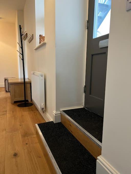 Luxurious 2 Bedroom Apartment In Central Berwick Extérieur photo